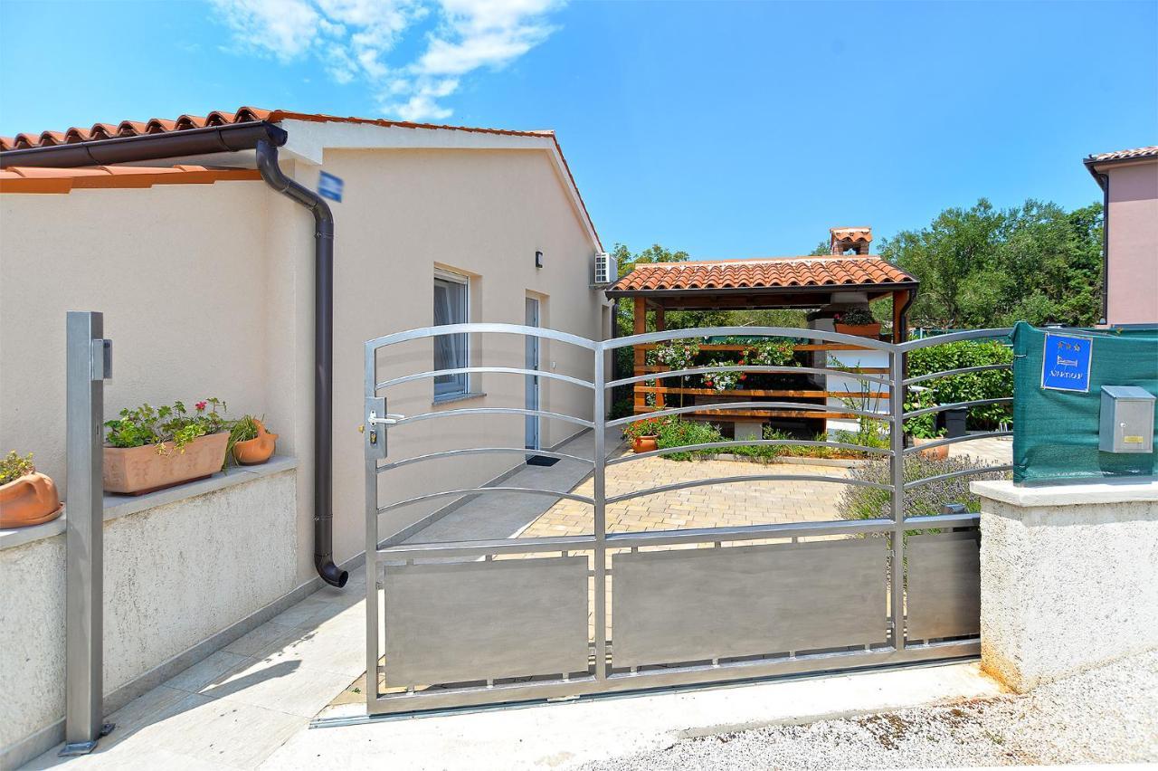 House Peroj 2195 Villa Екстериор снимка